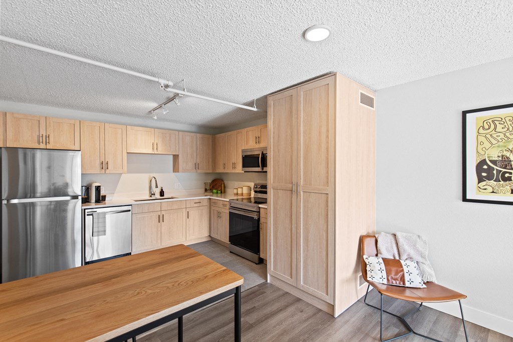 Mountainaire - Kitchen