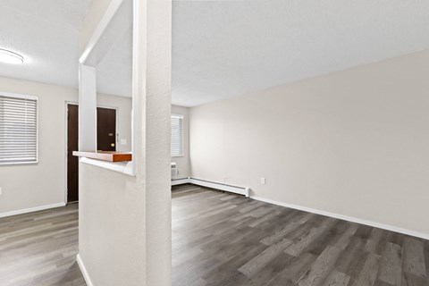 Royal Chateau Apartments