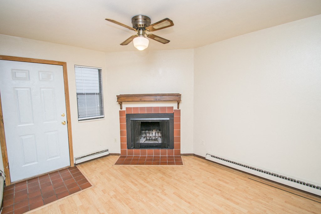 2238 Canyon Living Area