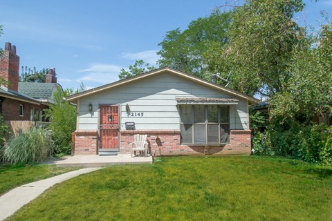 A house with the number 2145 on it.