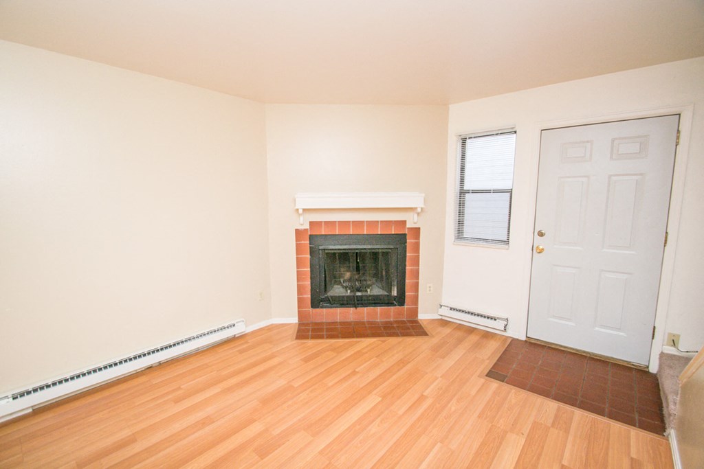 2238 Canyon Living Area