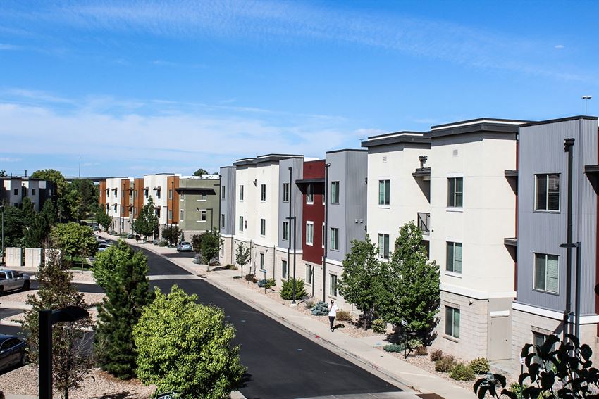 2555 31st Street 1-3 Beds Apartment, Denver, 21-22 Preleasing for Rent - Photo Gallery 1