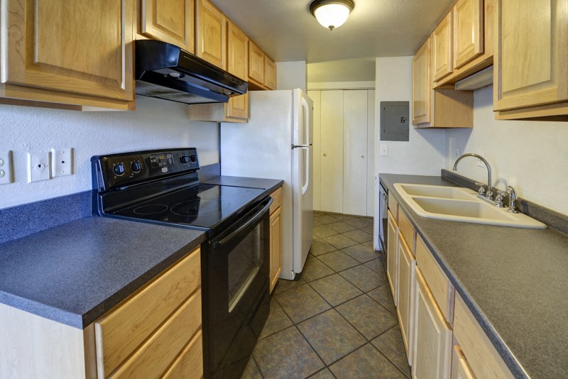 805 29th Street #302 Kitchen