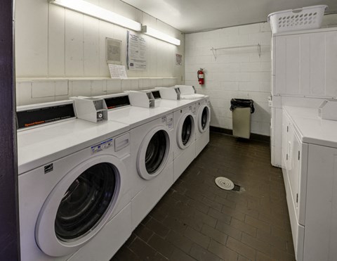 805 29th #302 Laundry community