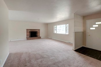 Living Room CU 510 S 44th Street Boulder Student - Photo Gallery 3