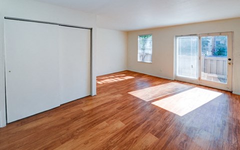 1111 Maxwell #101 Living Room 1111 Maxwell #101 Living Room