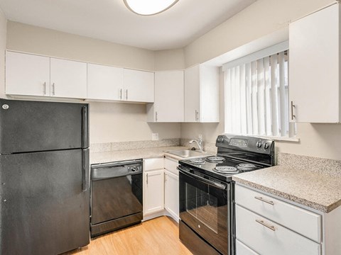 120 Grace Place 3 Beds Apartment for Rent