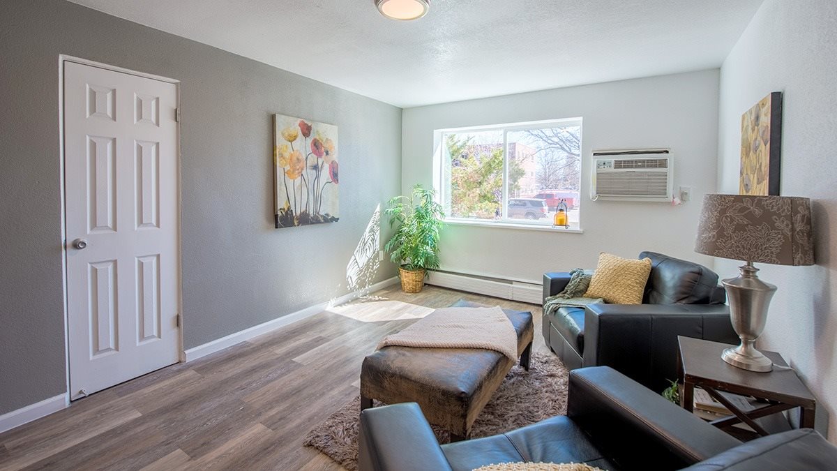 The Silverleaf Apartments