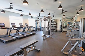 8000 Bowery Lane 1-2 Beds Apartment for Rent - Photo Gallery 4