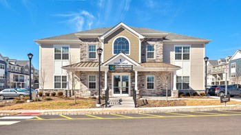 1 Housel Circle 1-2 Beds Apartment for Rent - Photo Gallery 2