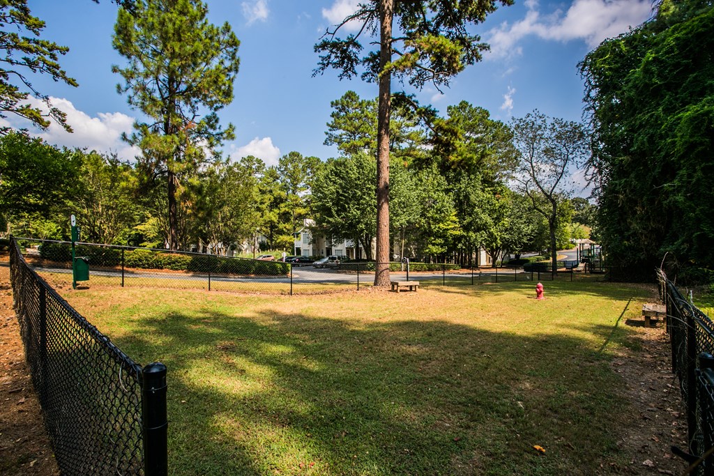 Belmont Crossing Apartments Pet Park