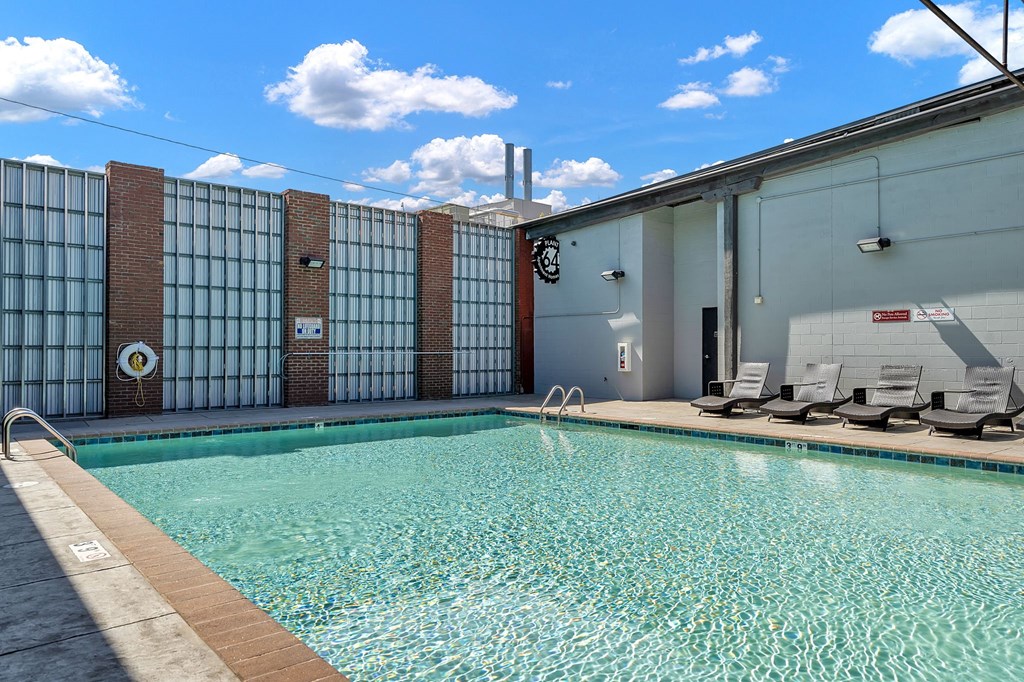 the swimming pool at the hotel indigo tx
