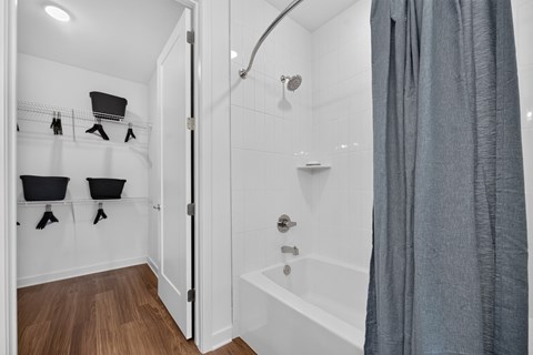 1 Riverside Avenue Studio Apartment for Rent