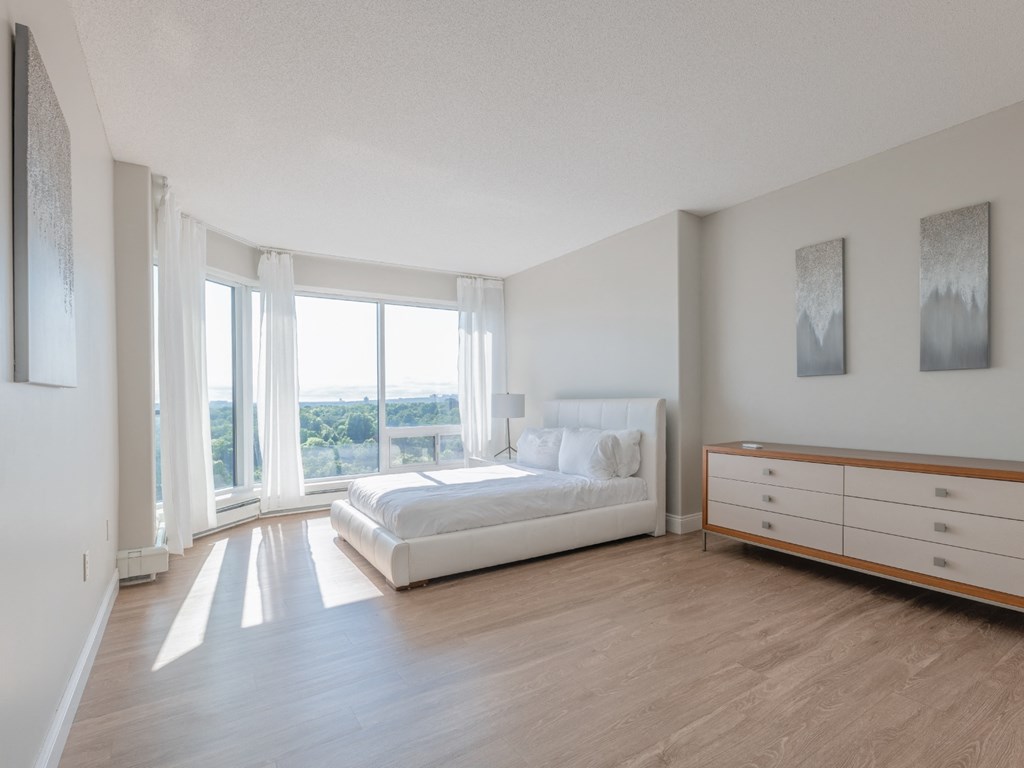 Comfortable and well appointed bedroom