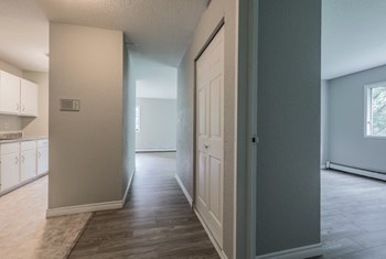 85 Westgrove 1-2 Beds Apartment for Rent - Photo Gallery 6