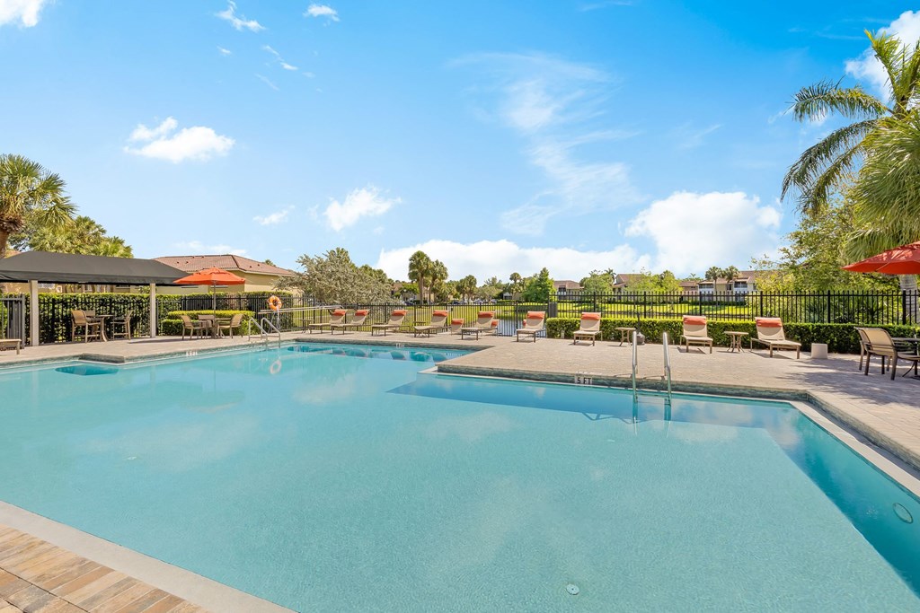 the swimming pool at the resort at longboat key club