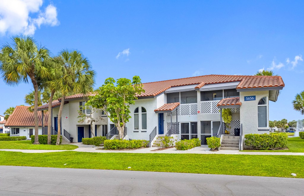 Boca Arbor Club Apartments