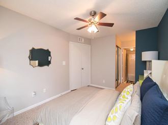 6200 NW 173rd St 1-2 Beds Apartment for Rent - Photo Gallery