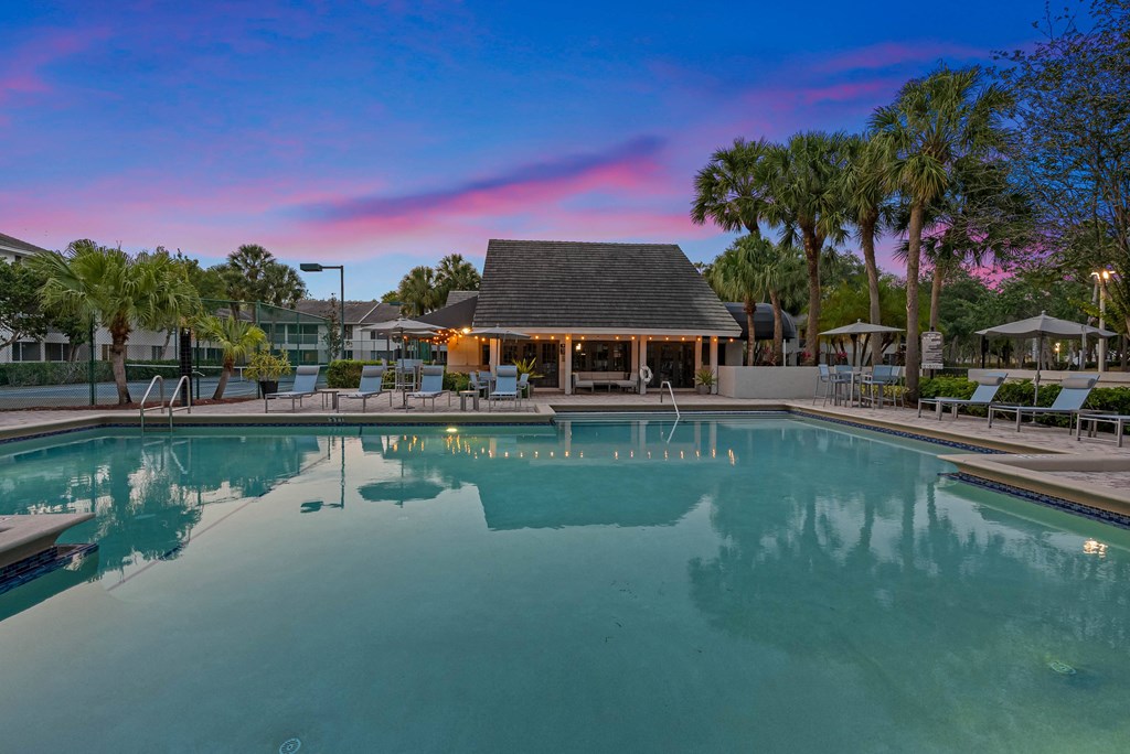 Lakepointe At Jacaranda