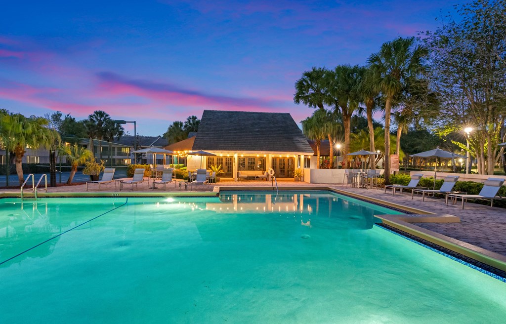 Lakepointe At Jacaranda