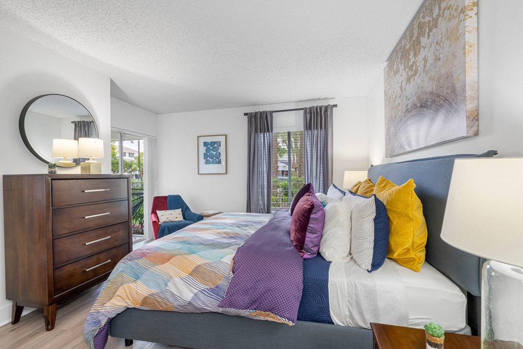 Lakepointe At Jacaranda