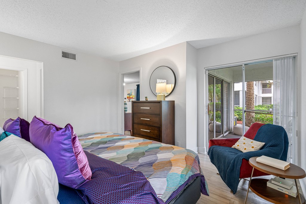 Lakepointe At Jacaranda