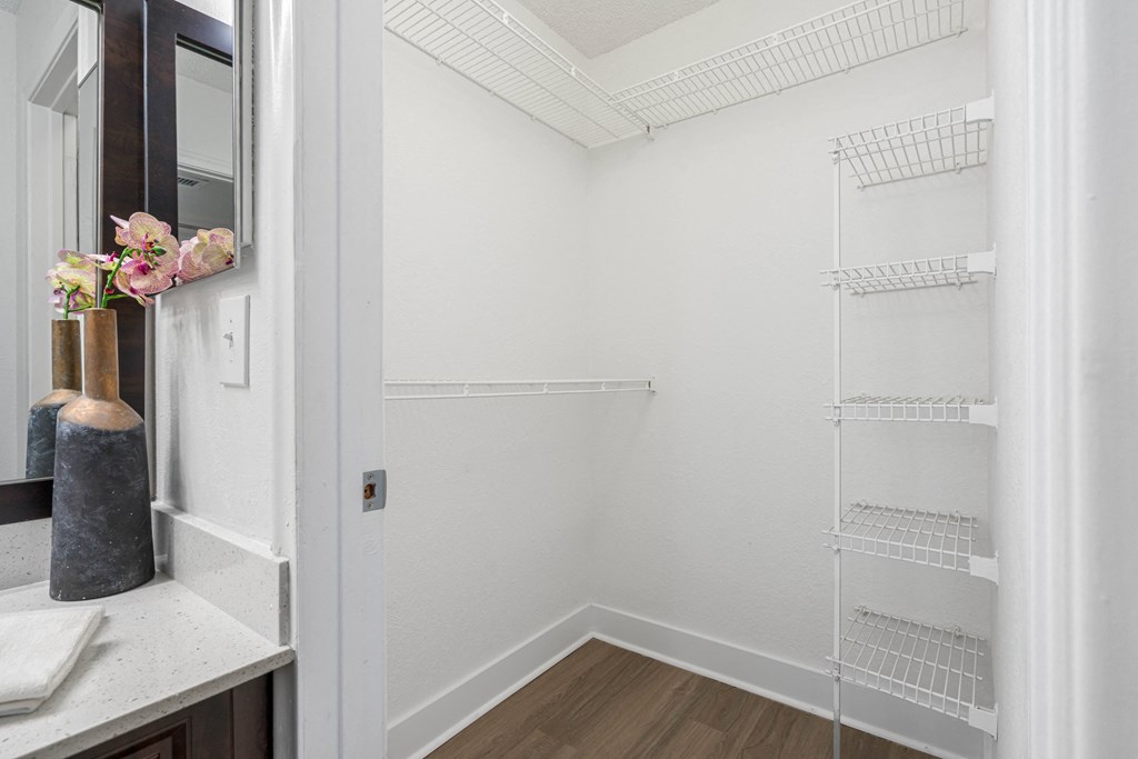 Lakepointe At Jacaranda