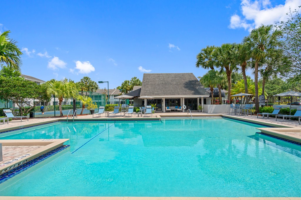 Lakepointe At Jacaranda