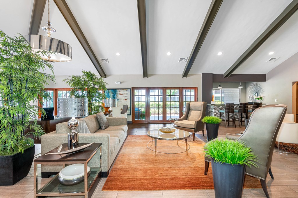 Lakepointe At Jacaranda