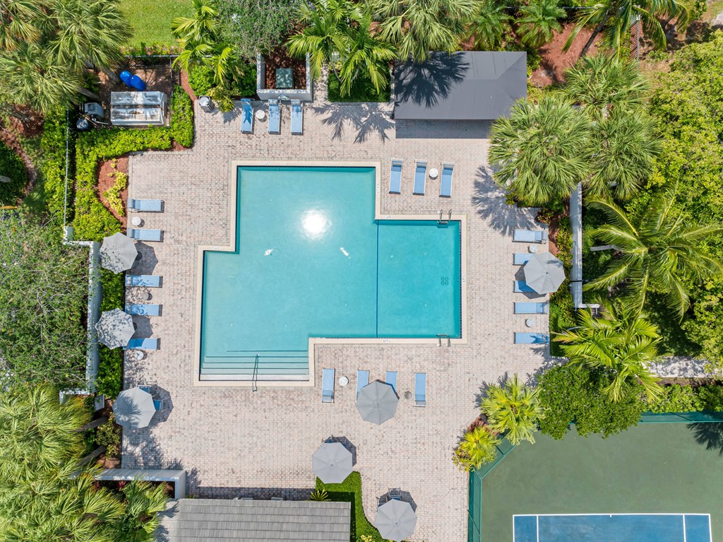 Lakepointe At Jacaranda