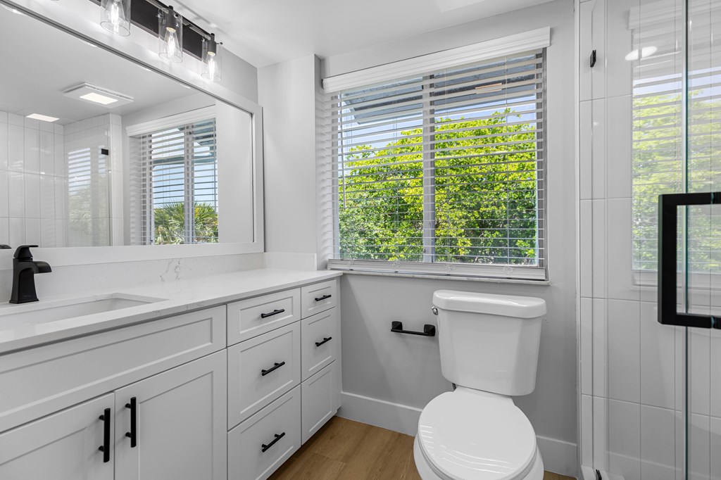 Lakepointe At Jacaranda