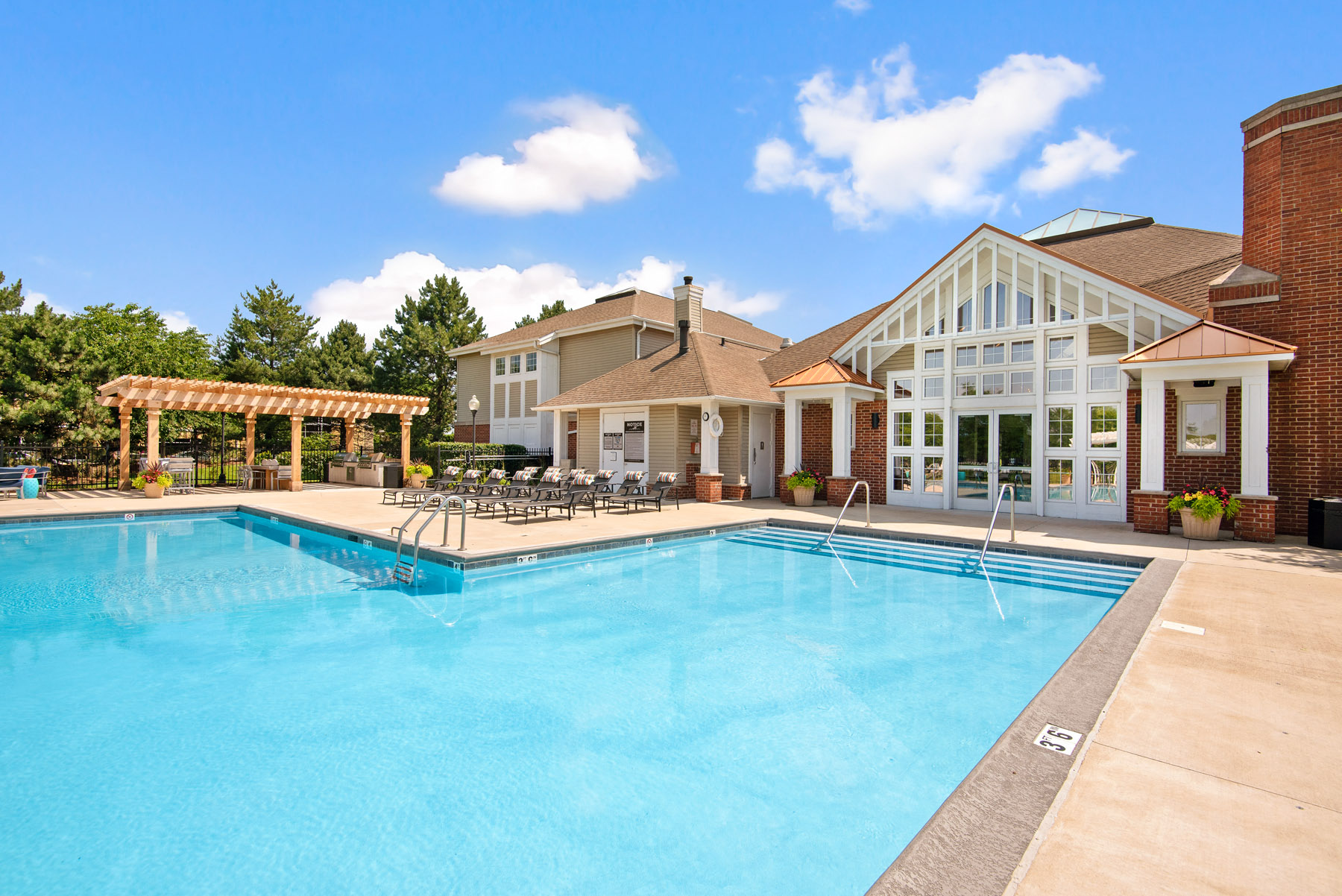 Outdoor swimming pool