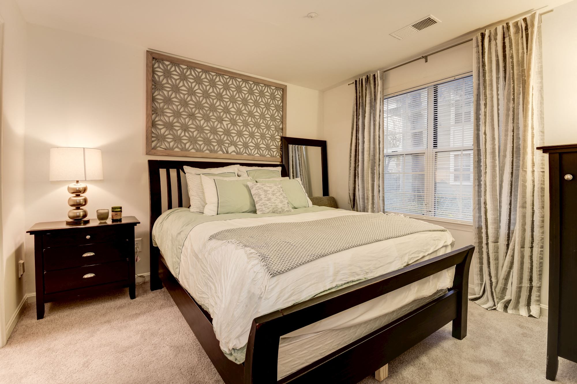 Henley At Kingstowne