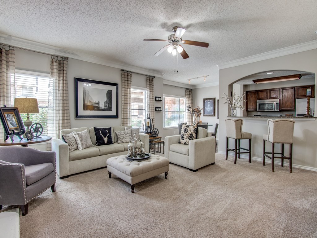 Pet-friendly Apartments in West Houston TX - San Montego - Spacious Living Room with Plush Carpeting