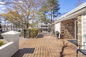 2200 Belcourt Parkway 1-2 Beds Apartment for Rent - Photo Gallery 3