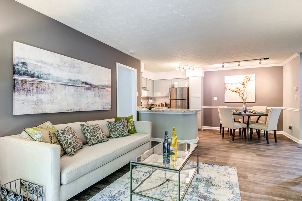 2200 Big Creek Apartments in Roswell, GA photo of living room