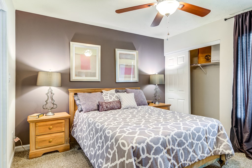 2200 Big Creek Apartments in Roswell, GA photo of bedroom