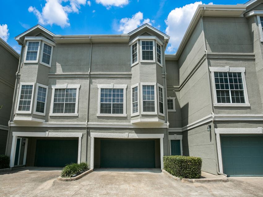 The Maroneal Apartments, 2222 Maroneal St., Houston, TX RentCafe