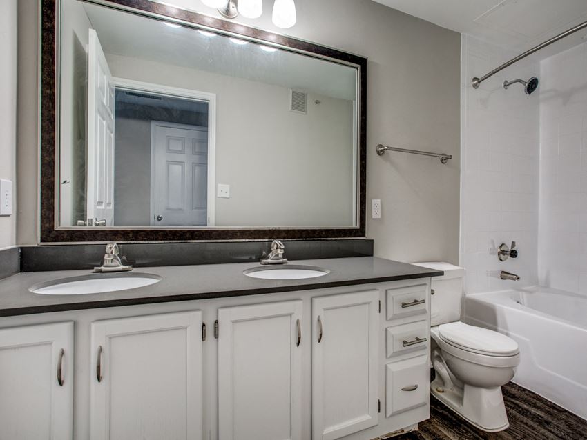 3001 Communications Parkway 1-3 Beds Apartment for Rent - Photo Gallery