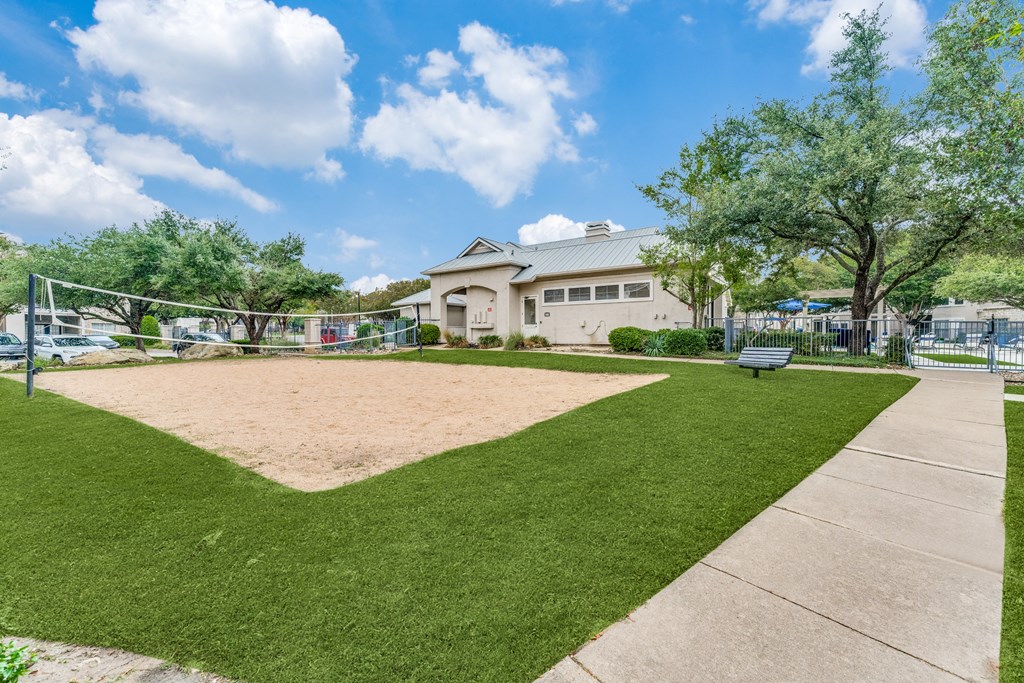 the preserve at ballantyne commons park with a volleyball court and grass