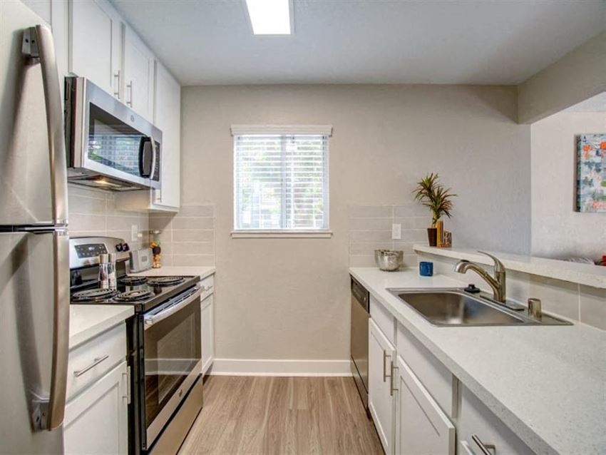 Apartments in San Jose - Terra House Remodeled Kitchen with Quartz Countertops - Photo Gallery 1