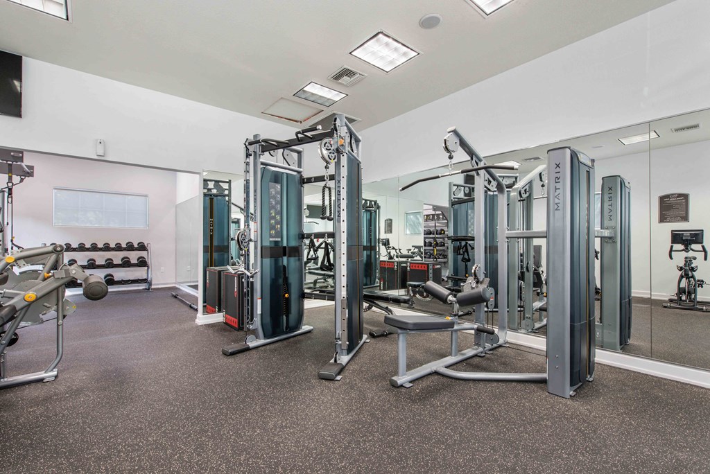 the gym at the estates apartments