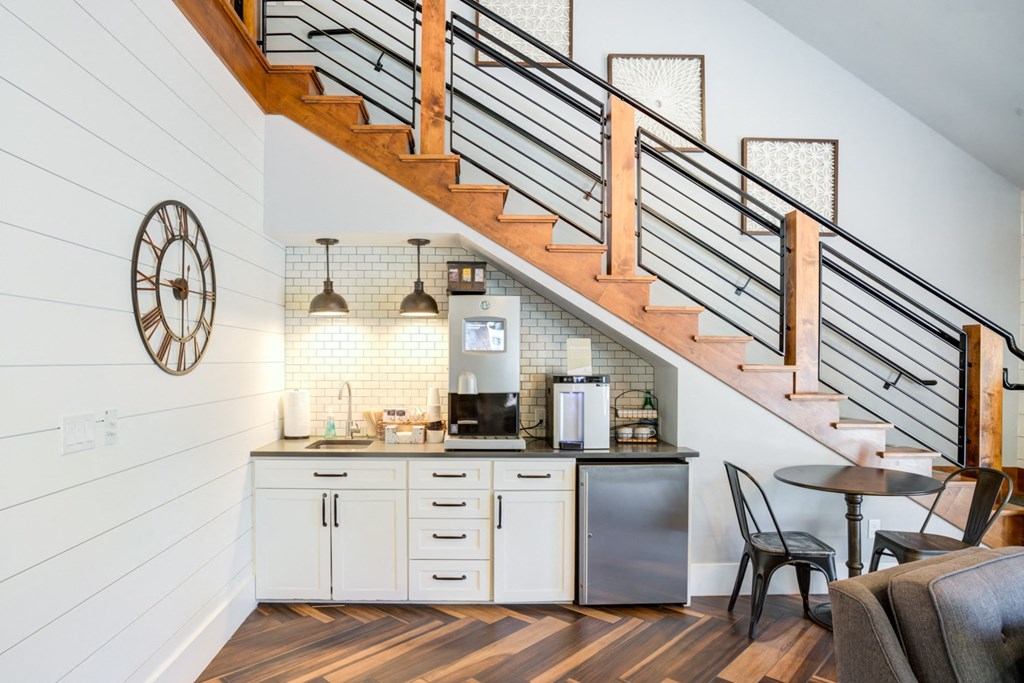 Pet-Friendly Apartments in Wilsonville - Boulder Creek Apartments - Kitchen in Newly Renovated Clubhouse