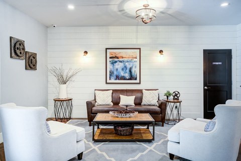 Modern Apartments for Rent - Boulder Creek Wilsonville - Newly Renovated Clubhouse