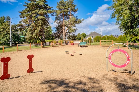 Pet-Friendly Apartments Wilsonville - Boulder Creek - Dog Park
