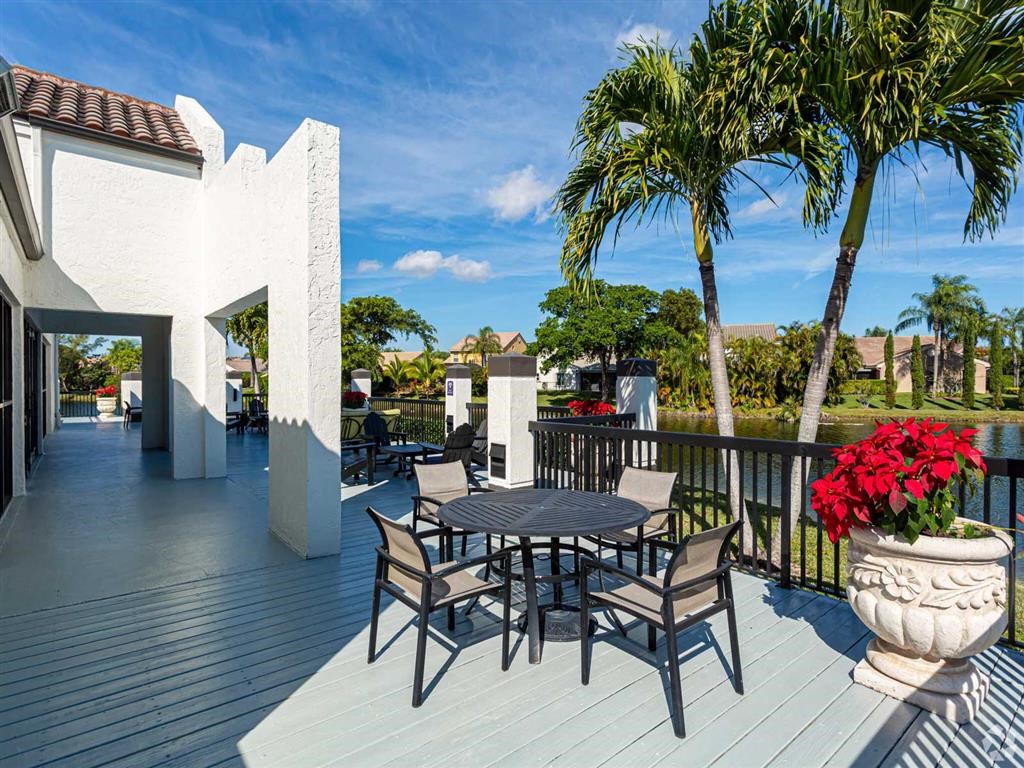 Waterview at Coconut Creek Apartments in Coconut Creek, FL photo of sundeck