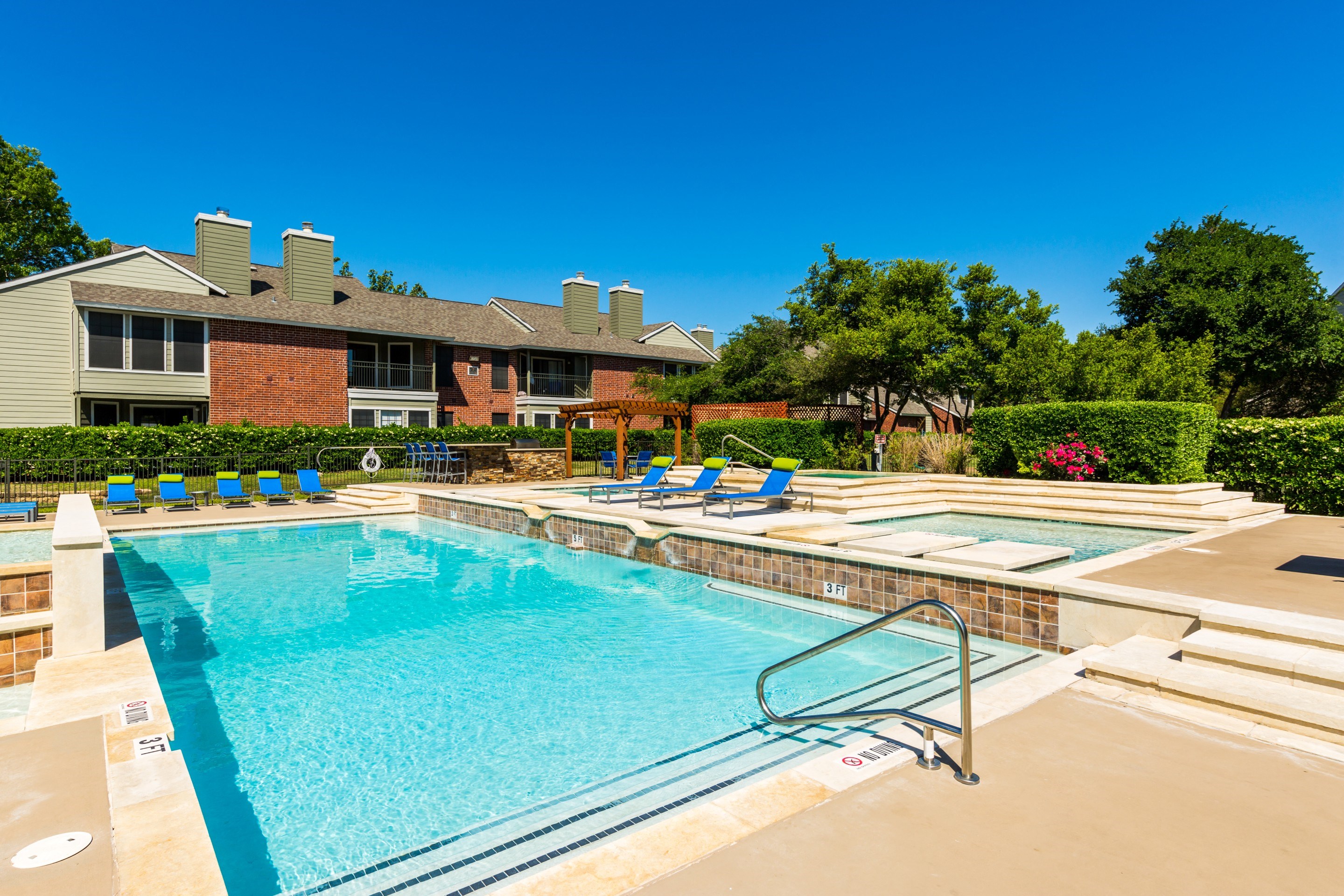 Apartments On Fountainview And San Felipe