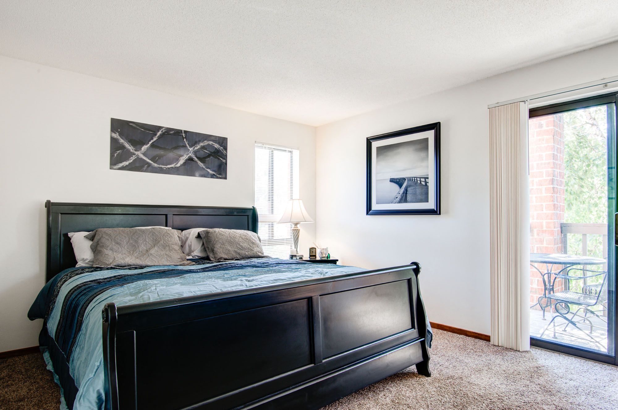 private patio/balcony