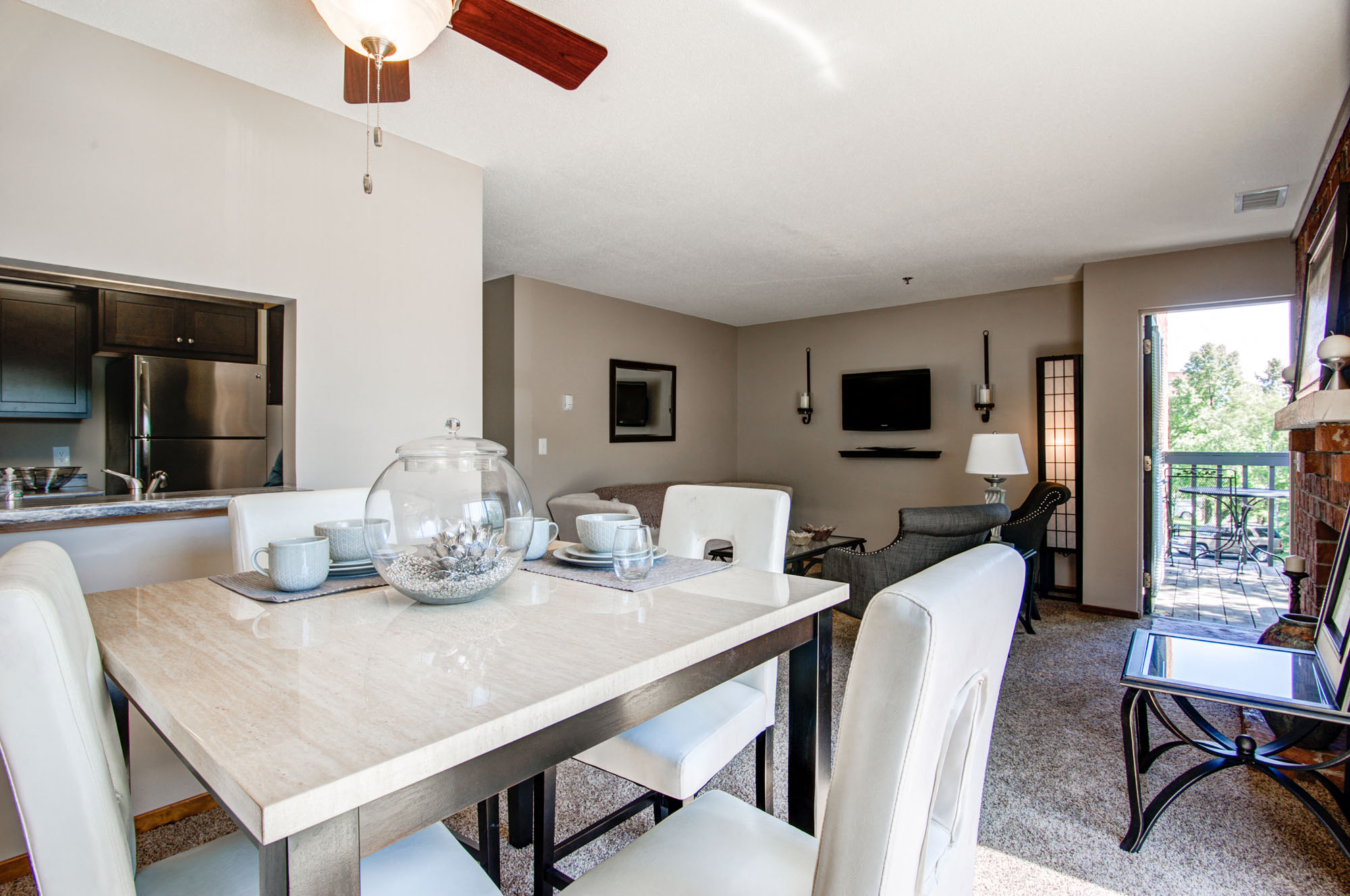 dining area with view to kitchen