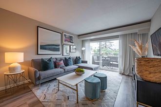 15454 Sherman Way Studio-2 Beds Apartment for Rent